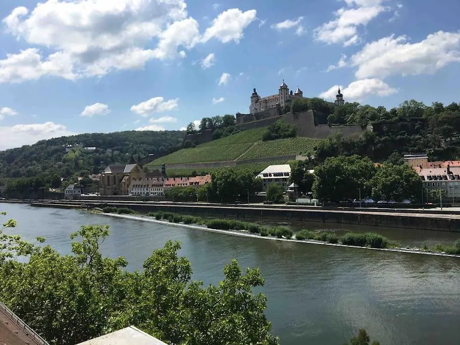 Ferienwohnung Weinbergsblick Optimale Stadtnaehe 奥森富尔特 公寓